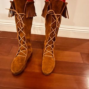 Moccasin boots